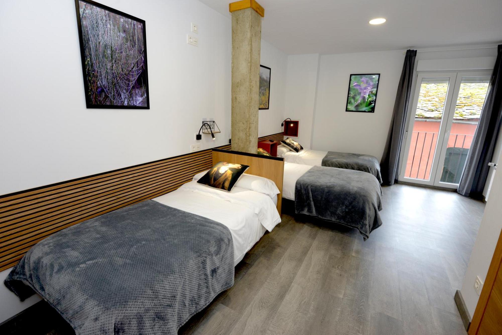 Hostel El Campano Вільяфранка-дель-Б'єрсо Екстер'єр фото