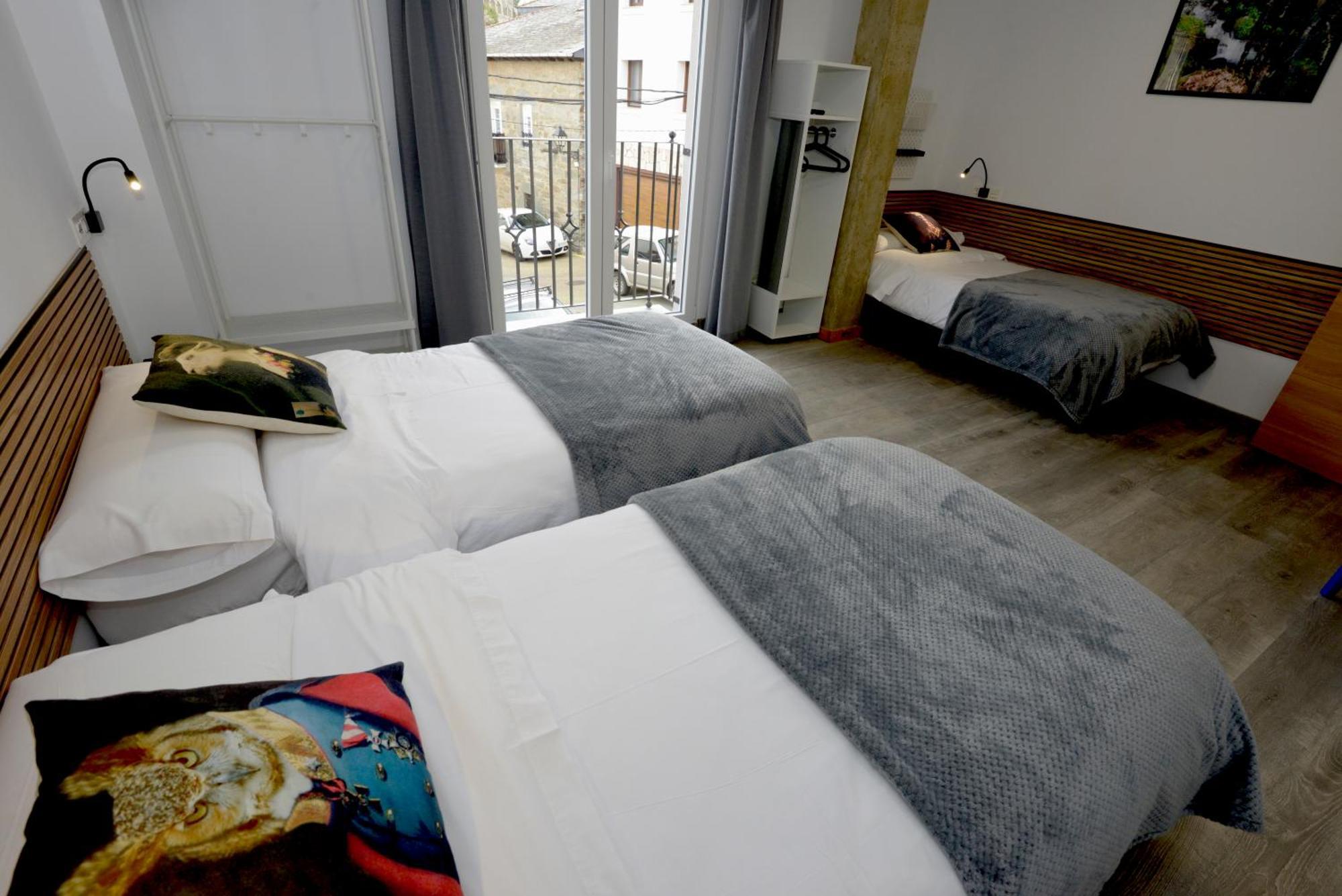 Hostel El Campano Вільяфранка-дель-Б'єрсо Екстер'єр фото